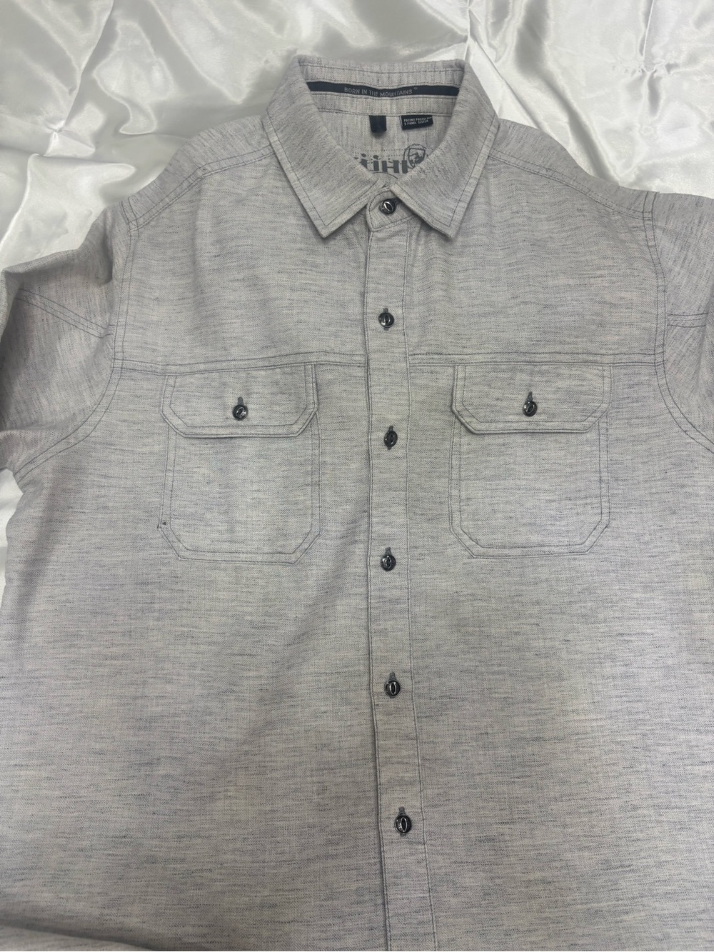 Kuhl Men's Light Gray Casual Button-Down Shirt with Dual Chest Pockets